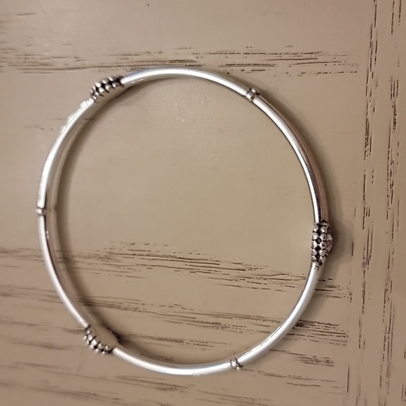 Brighton Twinkle Round Bangle - Picture 3 of 4